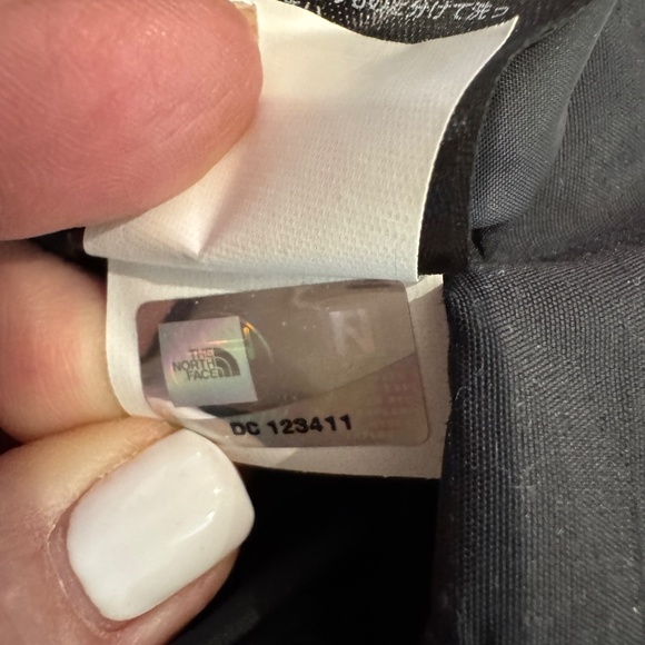 THE NORTH FACE RAIN JACKET COAT MED - Picture 5 of 5